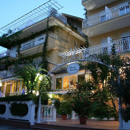 Hotel Marconi Cattolica Esterno foto