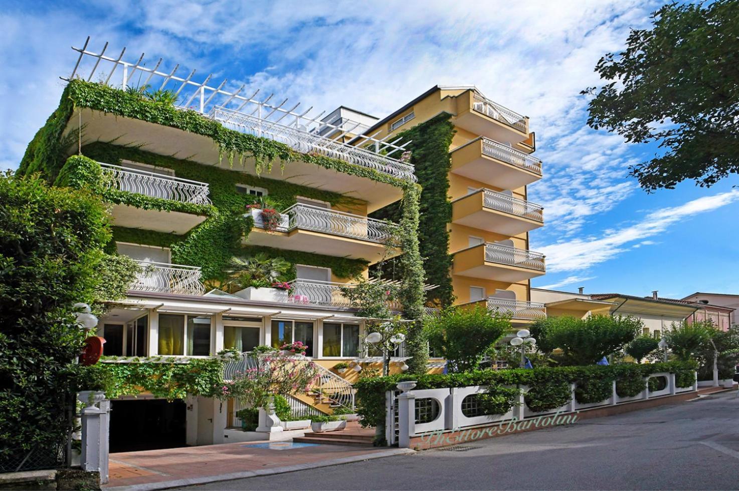 Hotel Marconi Cattolica Esterno foto