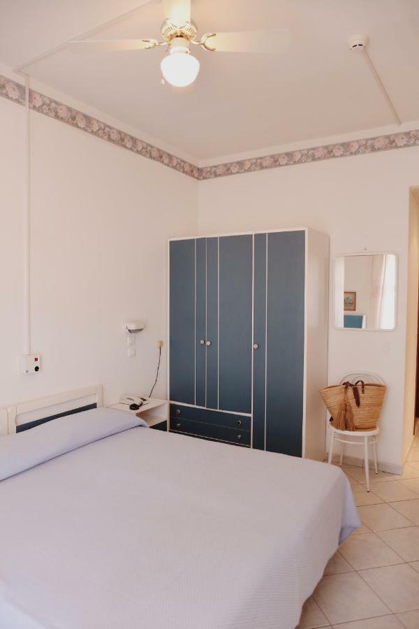 Hotel Marconi Cattolica Esterno foto